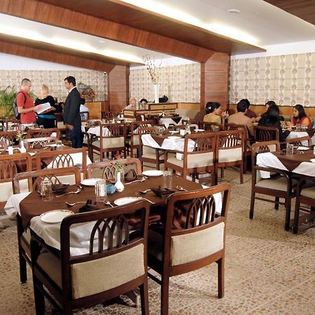 The Ambience Hotel Пюн Екстериор снимка